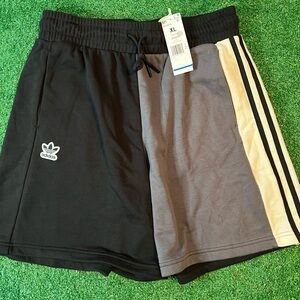 Adidas Shorts Womens Athletic Black & Gray Colorblock HT5975 NEW Size XL